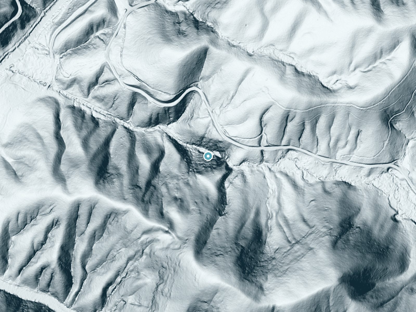 LiDAR bare-earth terrain around Kings Creek Falls near Cashiers, South Carolina, showing about 227 feet of drop, a steep tiered drop, facing northwest