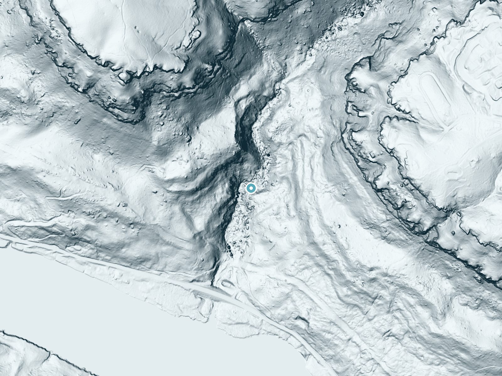 LiDAR bare-earth terrain around Middle Creek Falls near Signal Mountain, Tennessee, showing about 140 feet of drop, a steep tiered drop, facing southwest