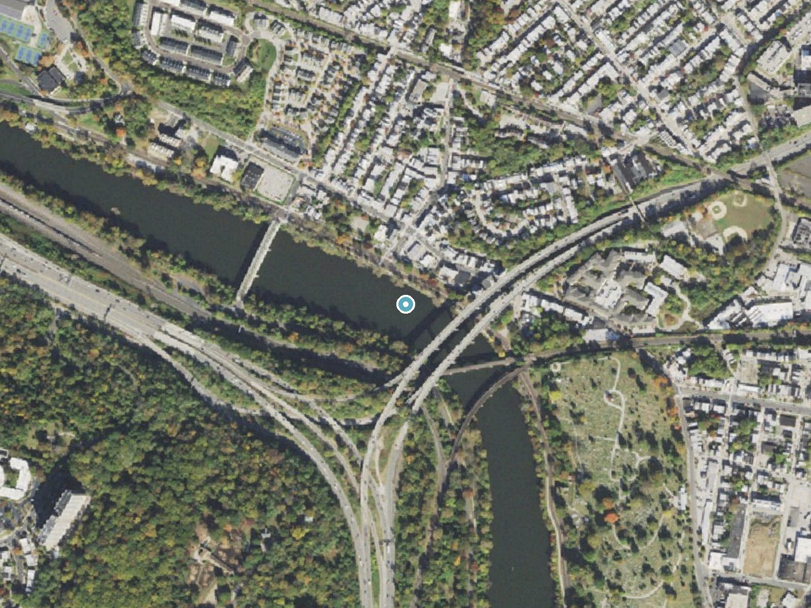 Aerial photo of the same ground around Falls of Schuylkill near Bala Cynwyd, Pennsylvania, for comparison with the lidar view