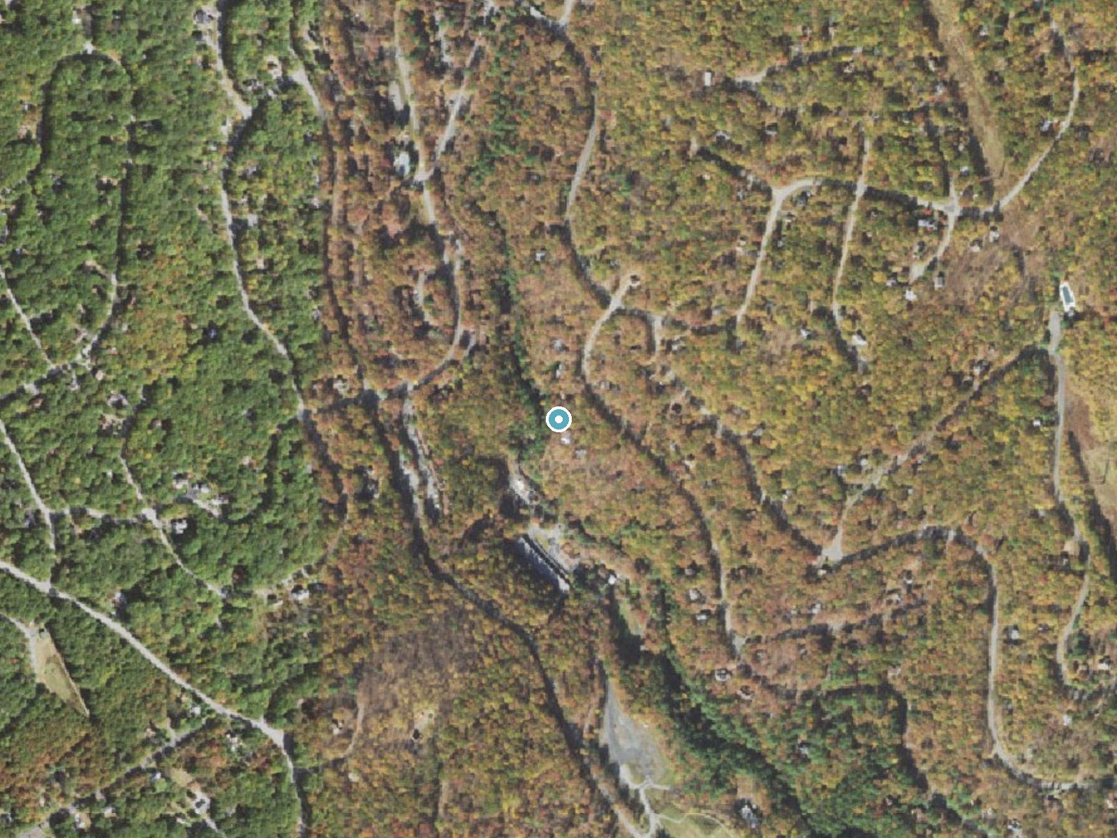 Aerial photo of the same ground around Winona Falls near Saw Creek, Pennsylvania, for comparison with the lidar view