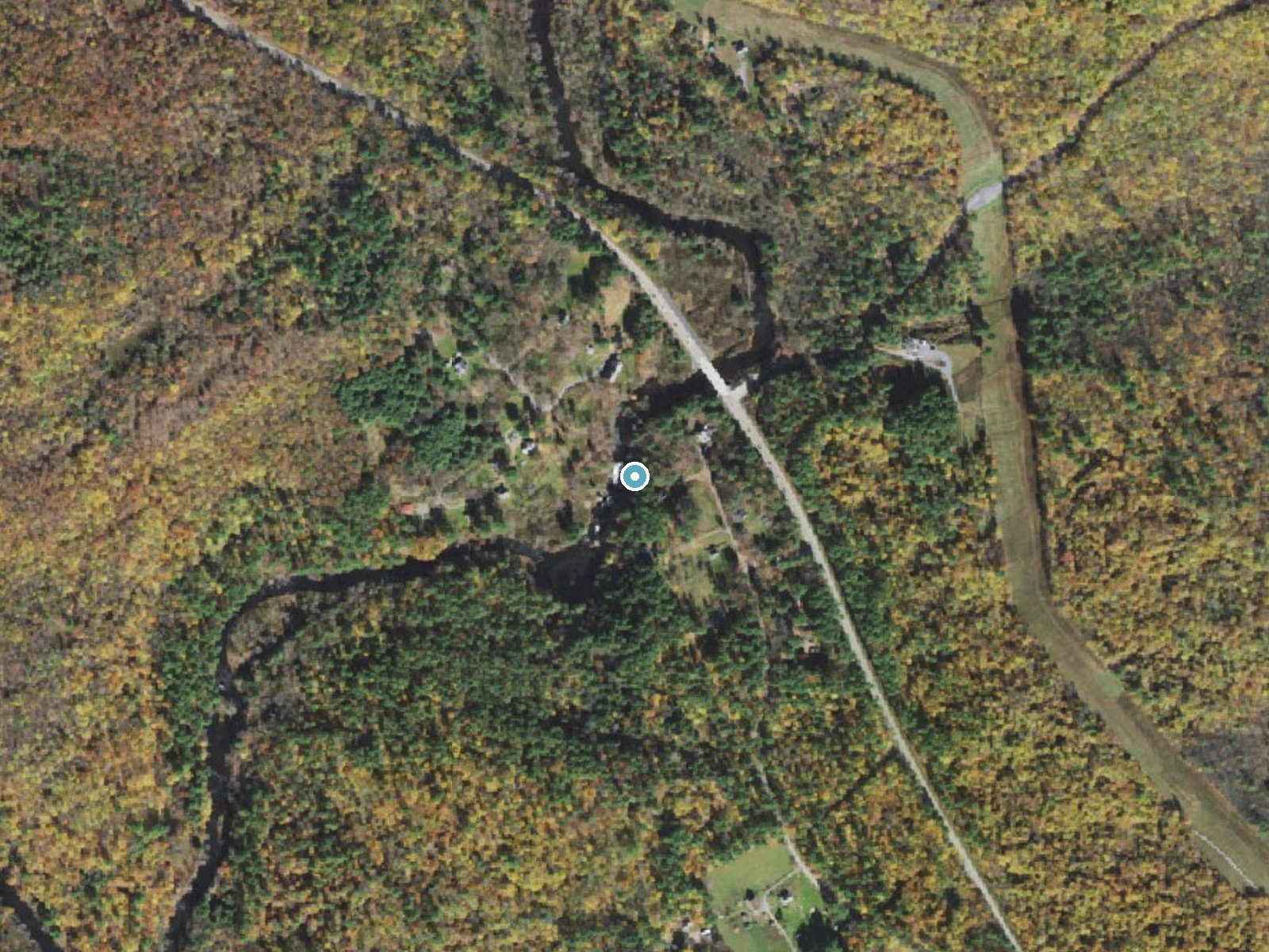 Aerial photo of the same ground around Great Falls of the Lehigh near Holiday Pocono, Pennsylvania, for comparison with the lidar view