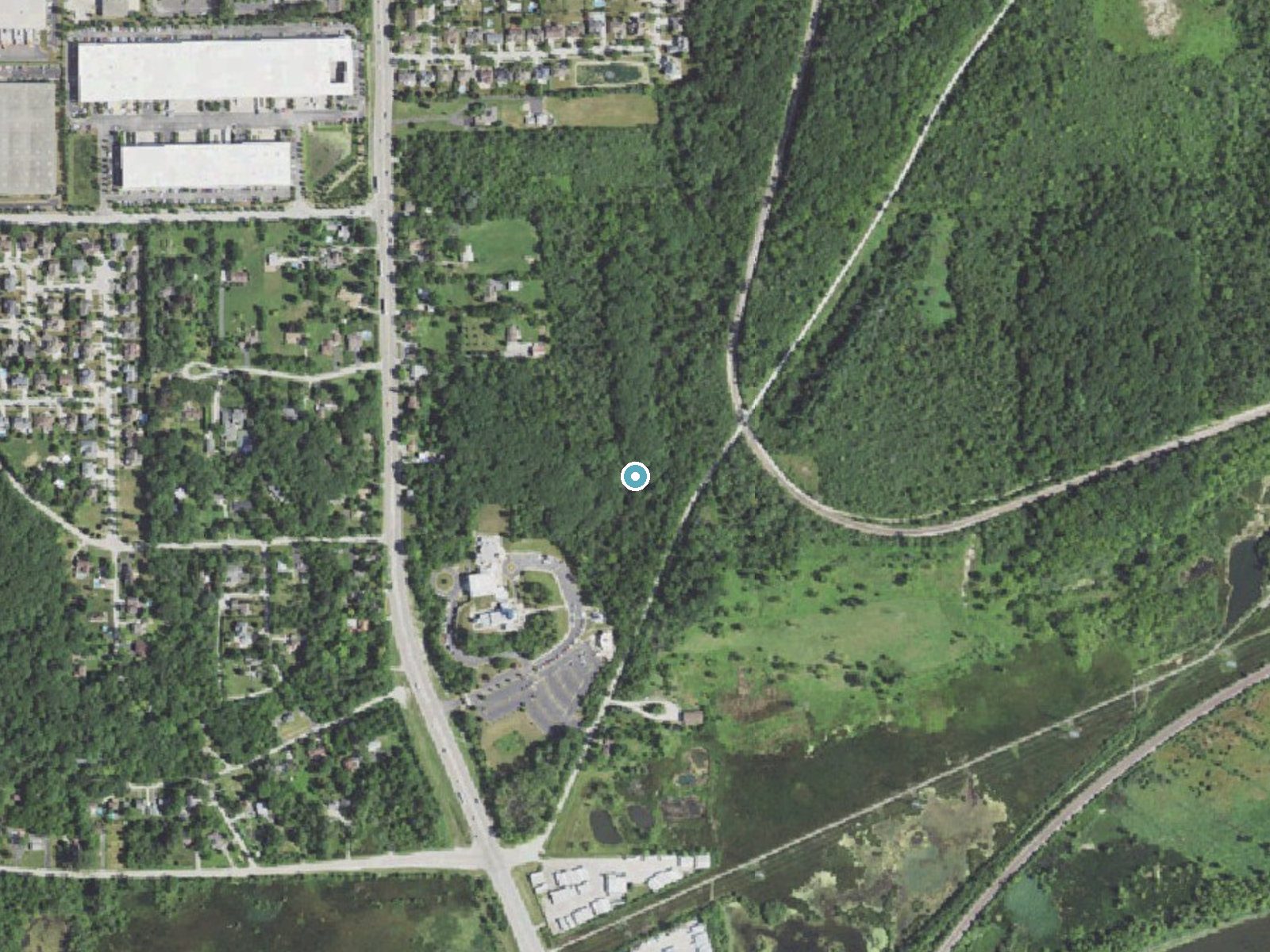 Aerial photo of the same ground around Canyon Creek Falls near Lemont, Illinois, for comparison with the lidar view