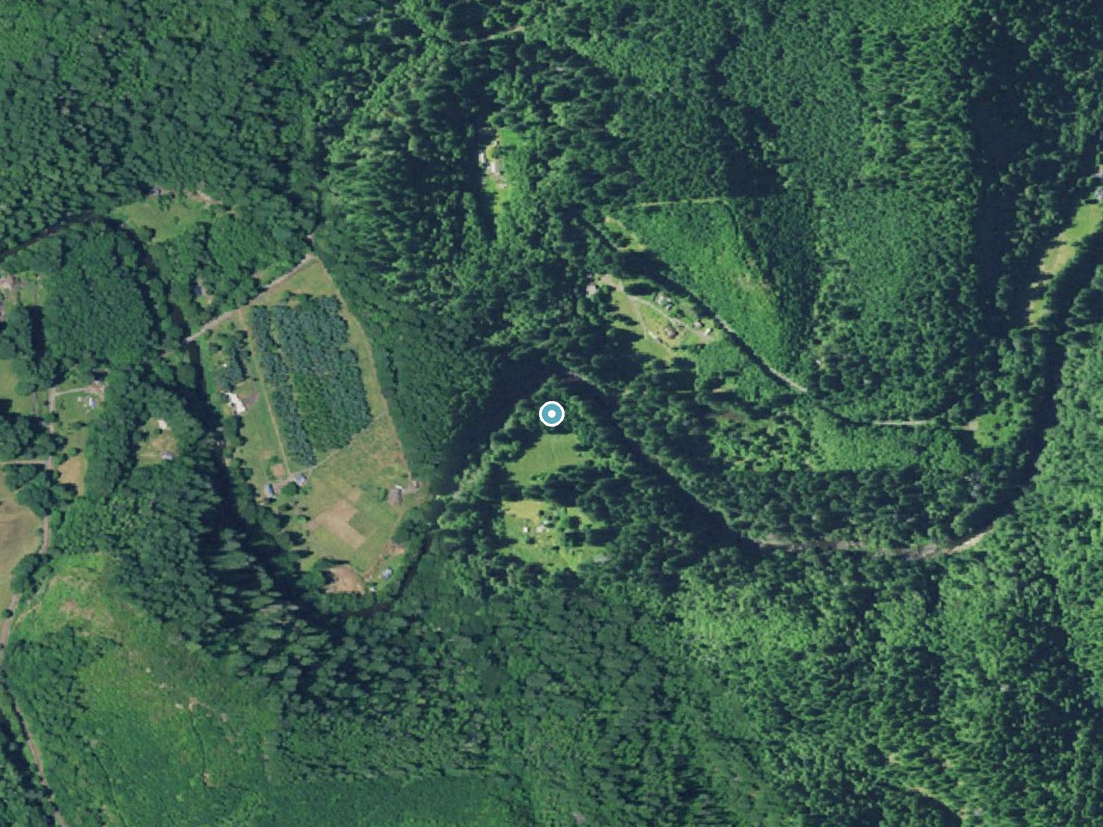 Aerial photo of the same ground around Pidgeon Falls near Glasgow, Oregon, for comparison with the lidar view