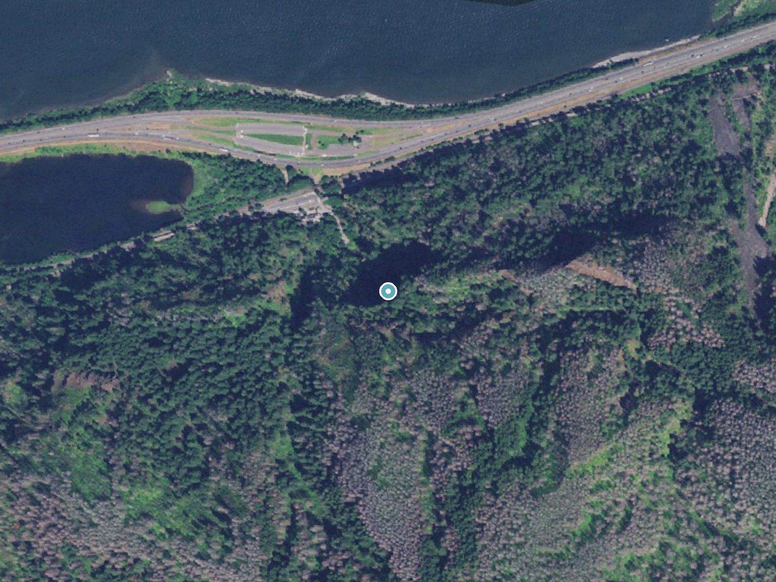Aerial photo of the same ground around Multnomah Falls near North Bonneville, Oregon, for comparison with the lidar view