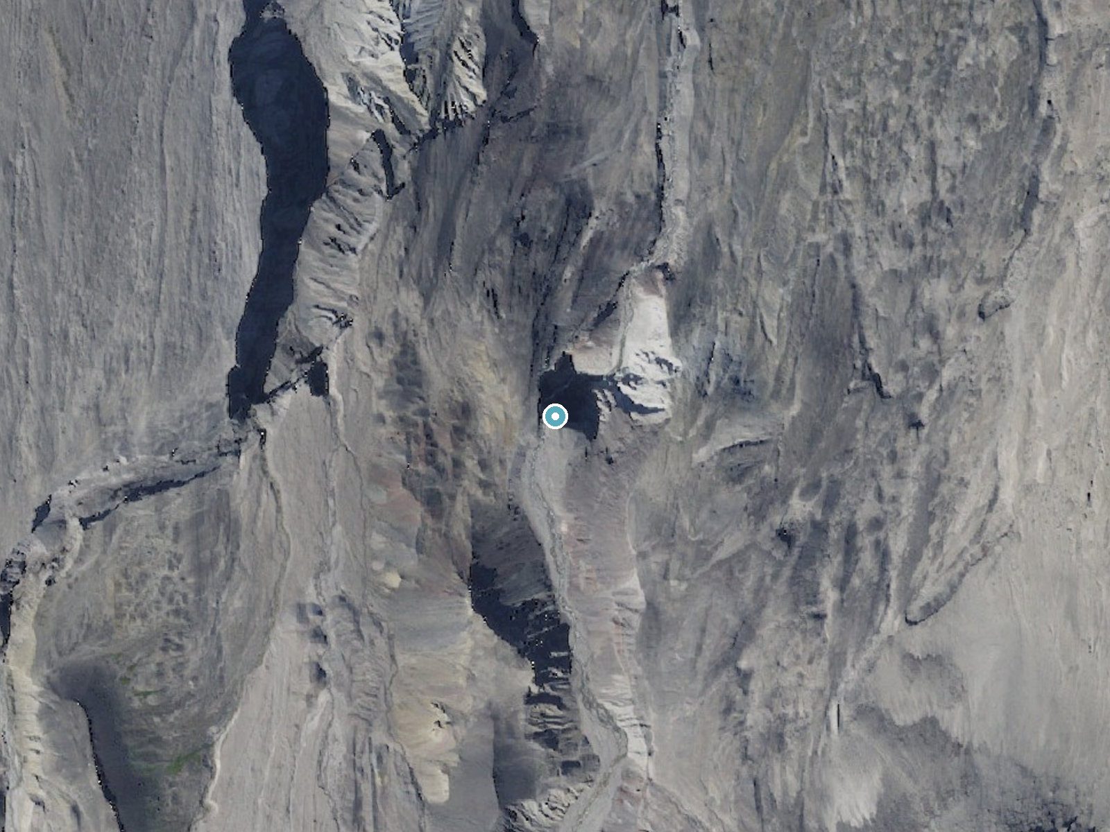 Aerial photo of the same ground around Loowit Falls near Cougar, Washington, for comparison with the lidar view