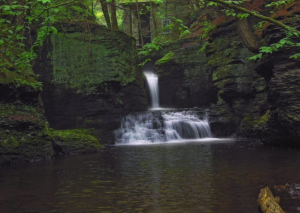 Adams Falls waterfall