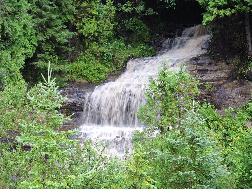 Alger Falls waterfall