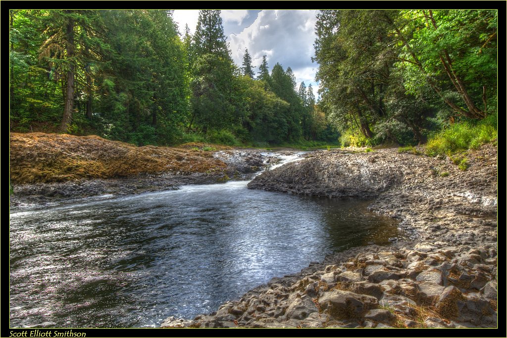 Basaltic Falls waterfall