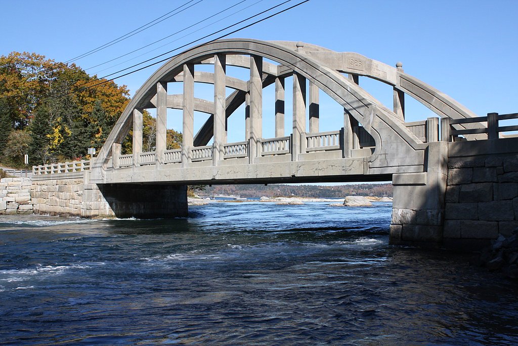 Basin Falls waterfall