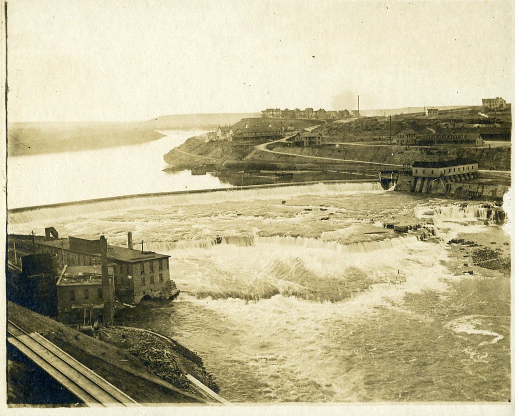 Black Eagle Falls waterfall