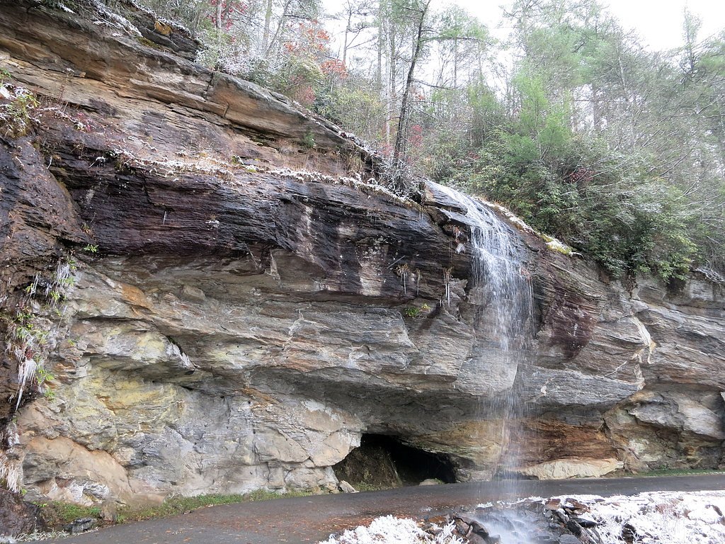 Bridal Veil Falls waterfall