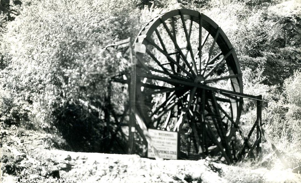 Bridal Veil Falls waterfall