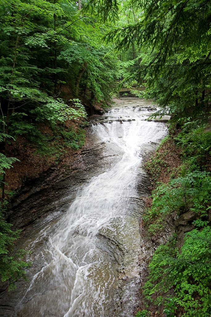 Bridal Veil Falls waterfall