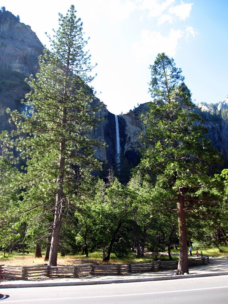Bridalveil Fall waterfall
