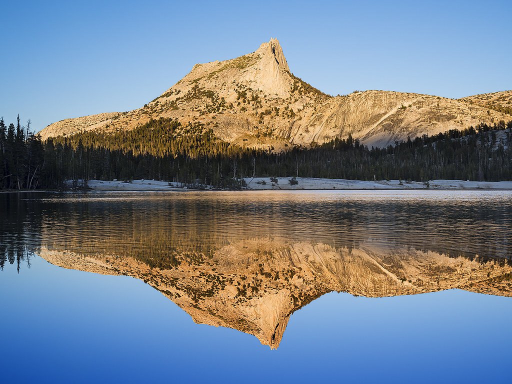 California Falls waterfall