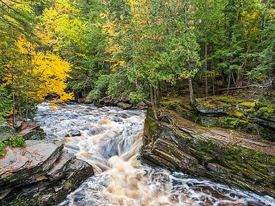 Canyon Falls, MI