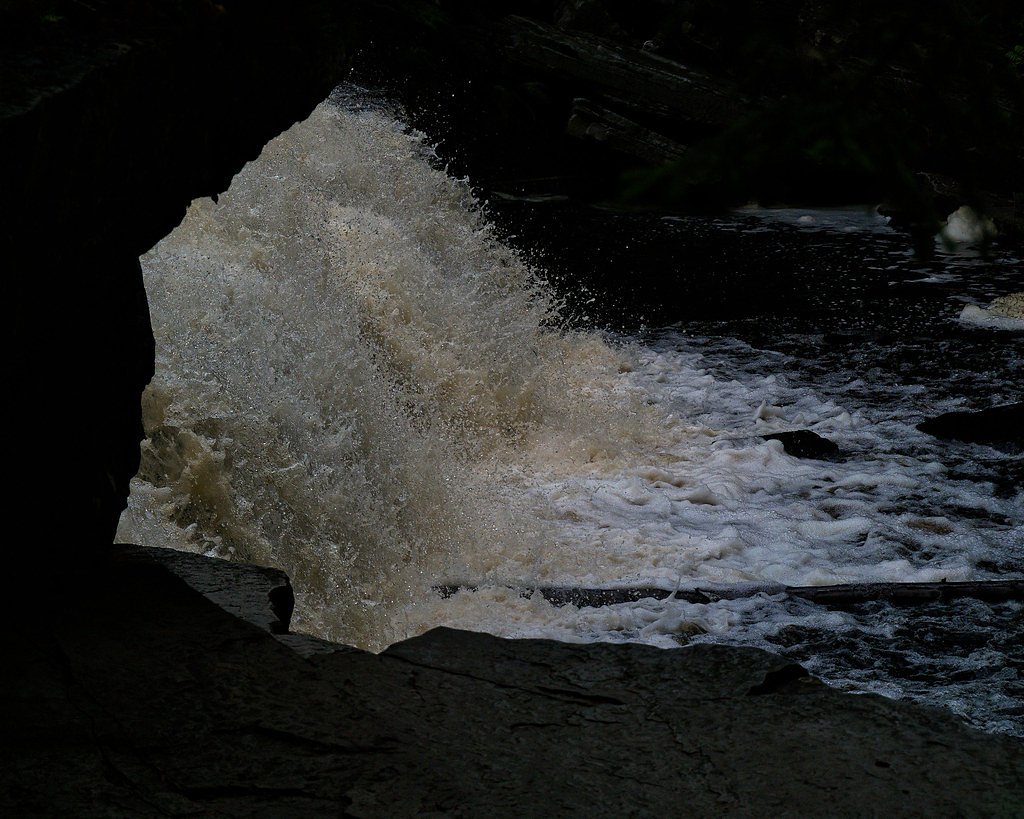 Canyon Falls waterfall