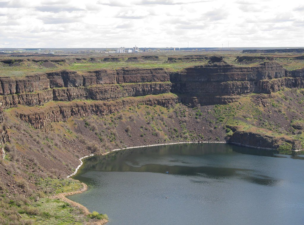 Canyon Falls waterfall