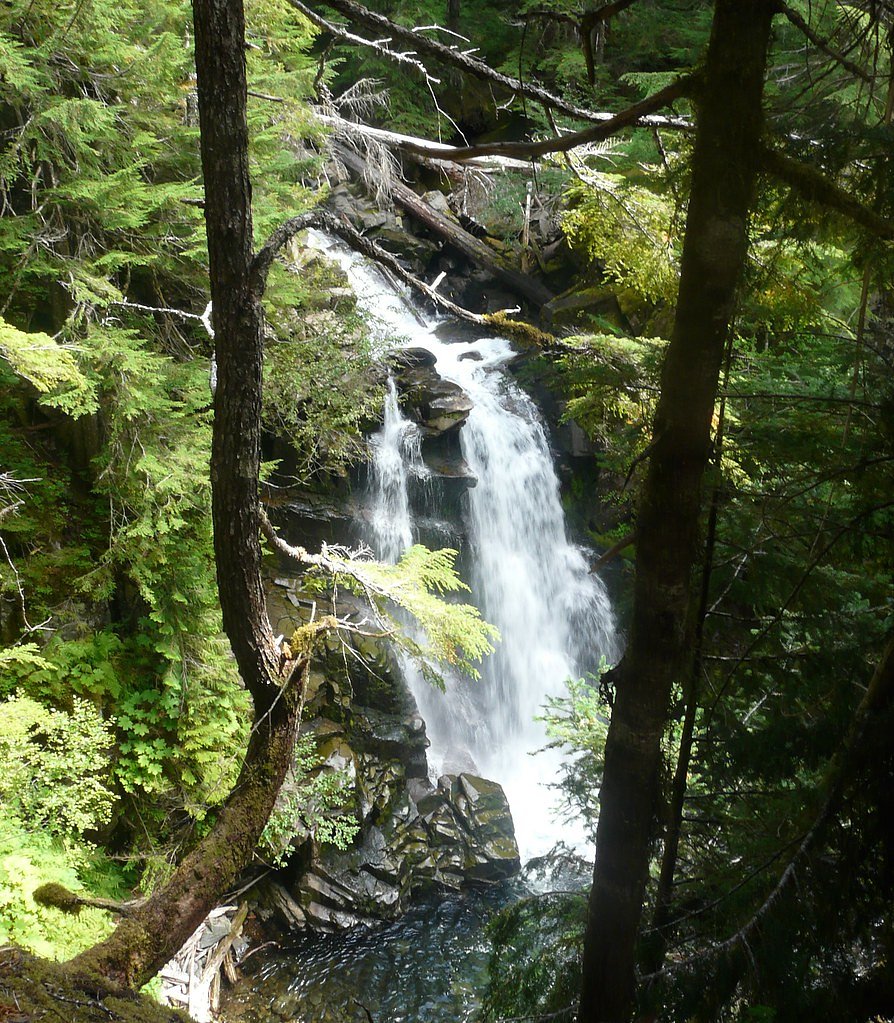 Carter Falls waterfall