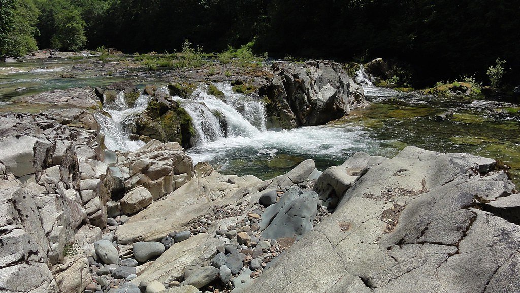 Cascade Falls waterfall