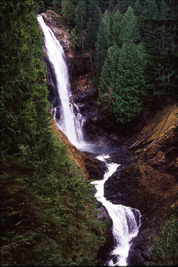 Cataract Falls waterfall