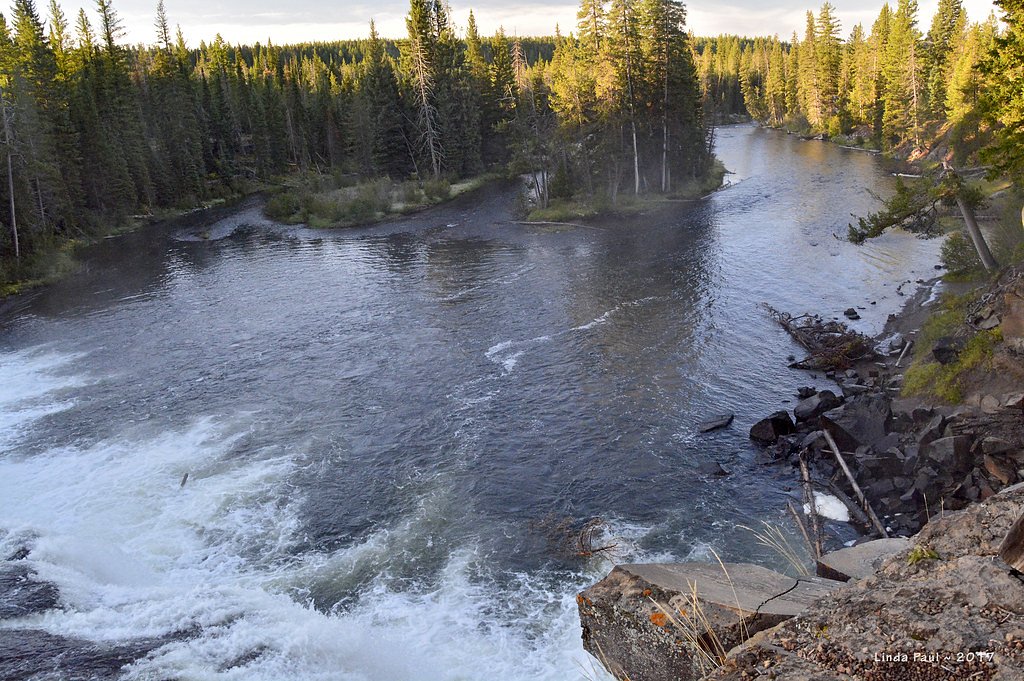 Cave Falls waterfall