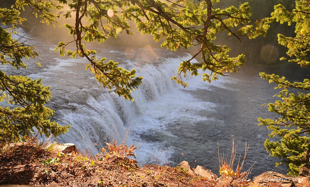 Cave Falls waterfall