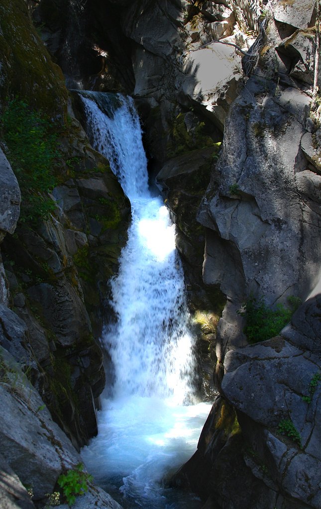 Cavern Falls waterfall