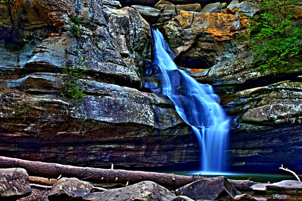 Cedar Falls waterfall