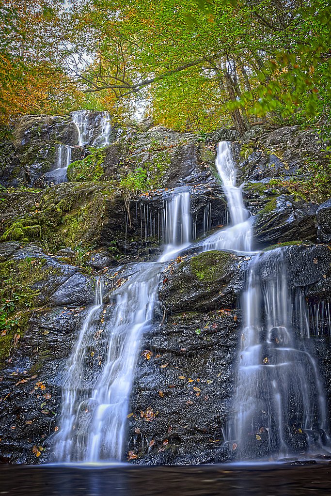 Cedar Falls waterfall