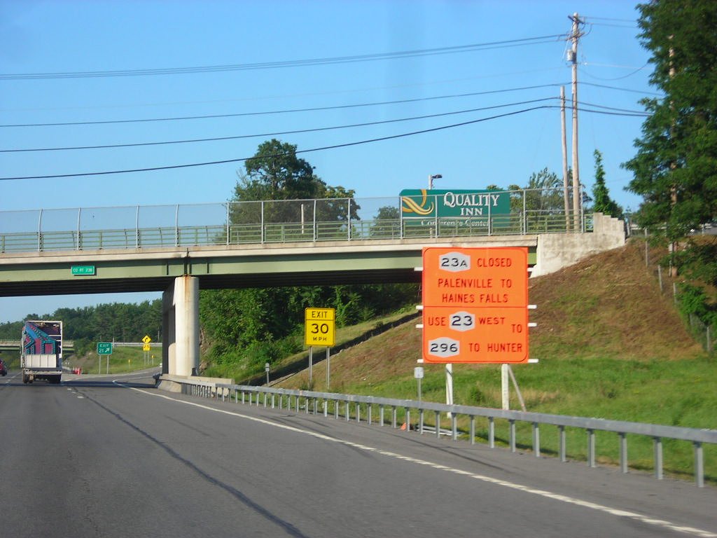 Clifton Falls waterfall