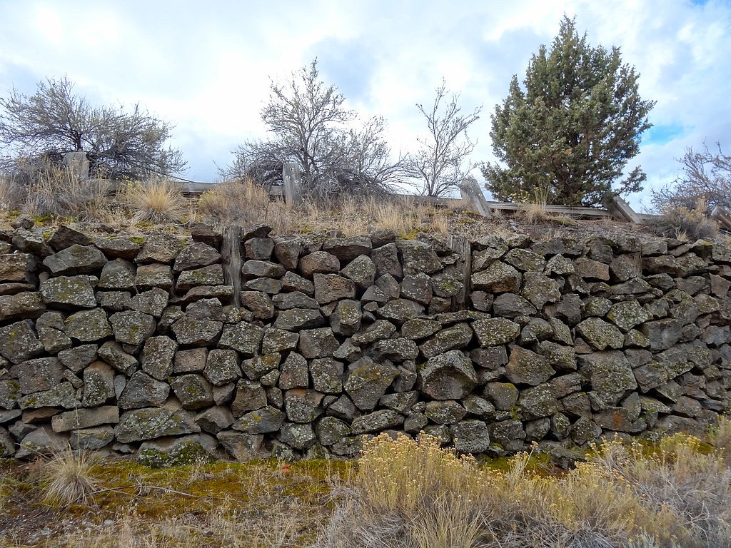Cline Falls waterfall