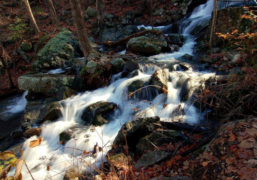Crabtree Falls waterfall