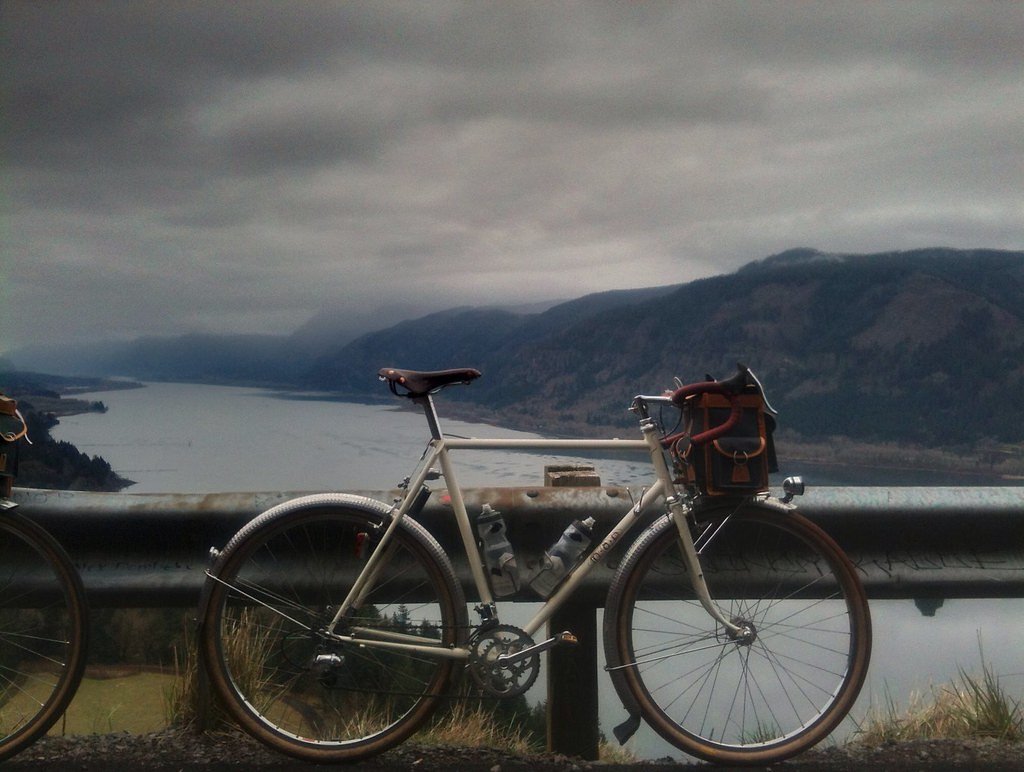 Crown Point Falls waterfall