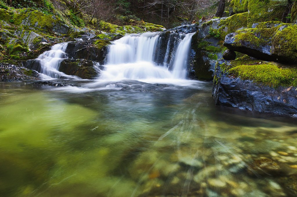 Crystal Creek Falls waterfall