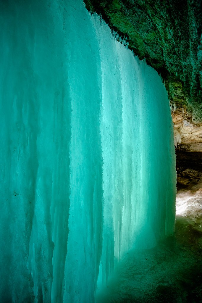 Curtain Falls waterfall