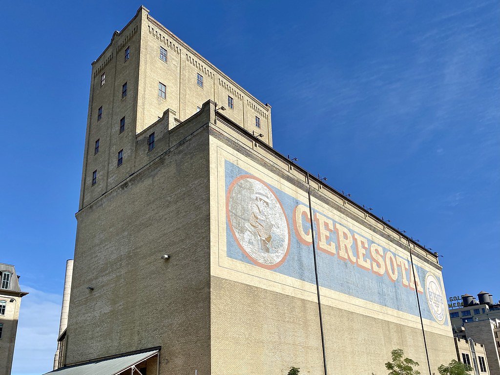 Curtain Falls waterfall