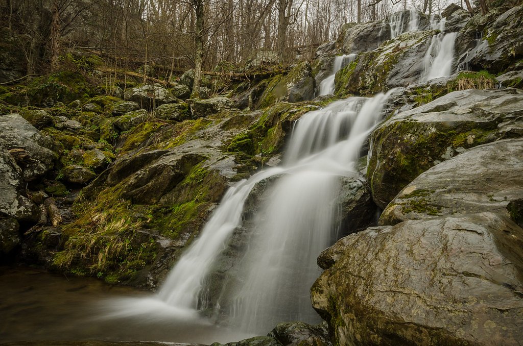 Dark Hollow Falls waterfall
