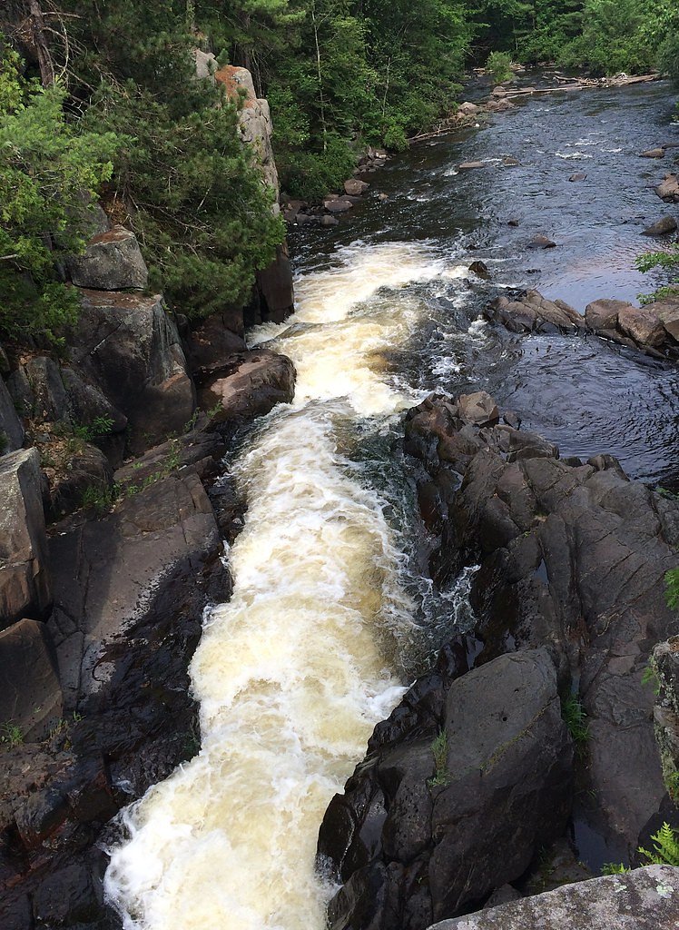 Daves Falls waterfall
