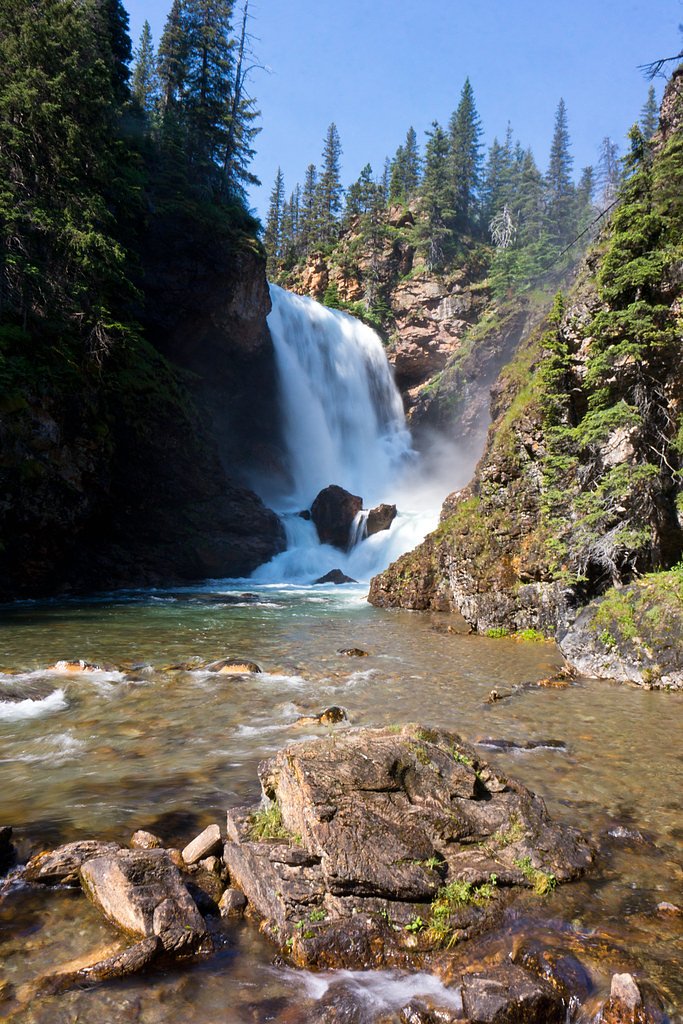 Dawn Mist Falls waterfall