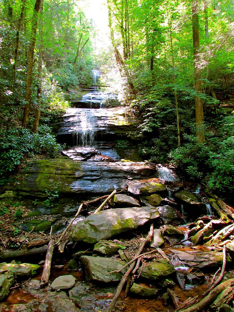 DeSoto Falls waterfall