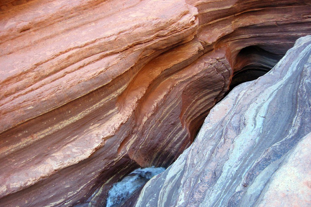 Deer Creek Falls waterfall