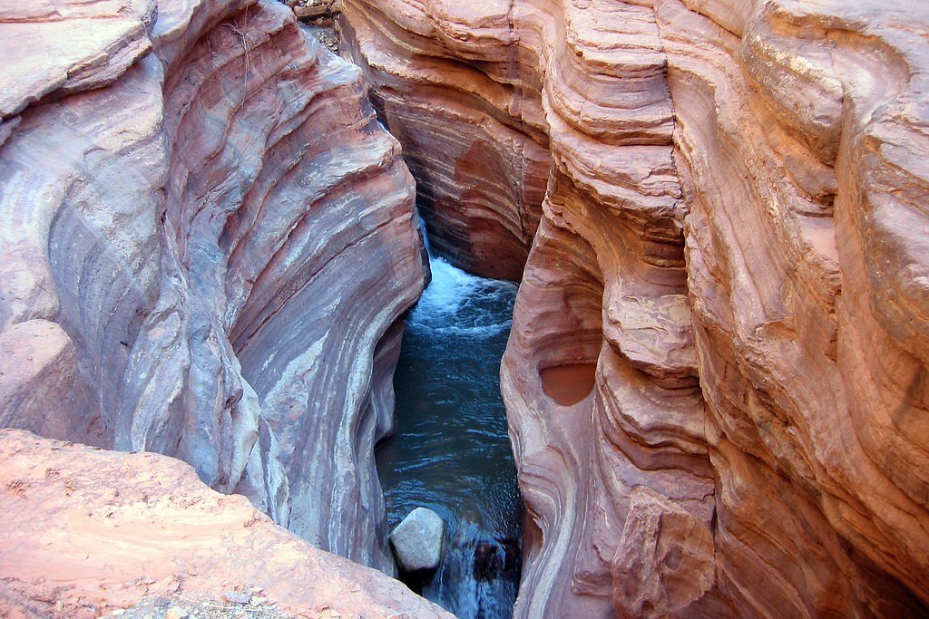 Deer Creek Falls waterfall
