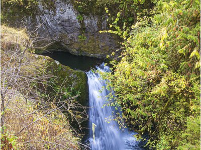 Deschutes Falls