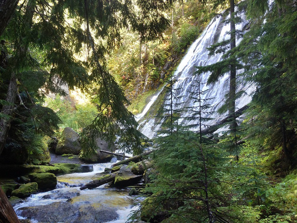 Diamond Creek Falls waterfall