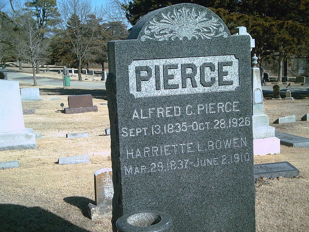 Dickinson Falls waterfall