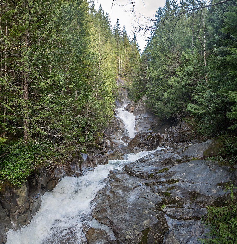 Dingford Creek Falls waterfall