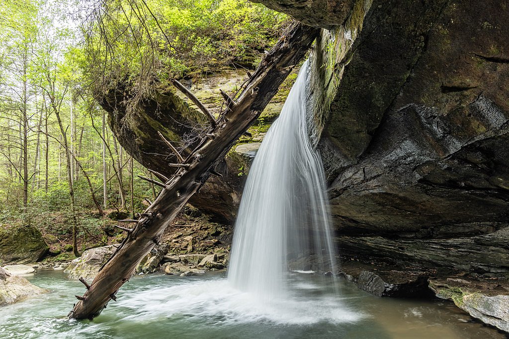 Dog Slaughter Falls waterfall