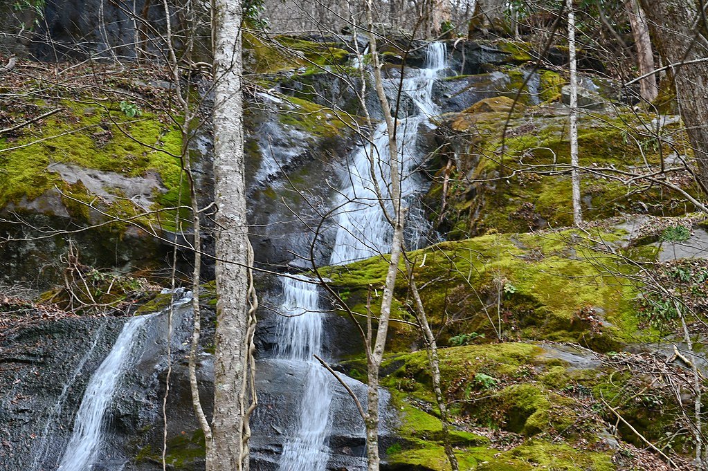 Dry Creek Falls waterfall