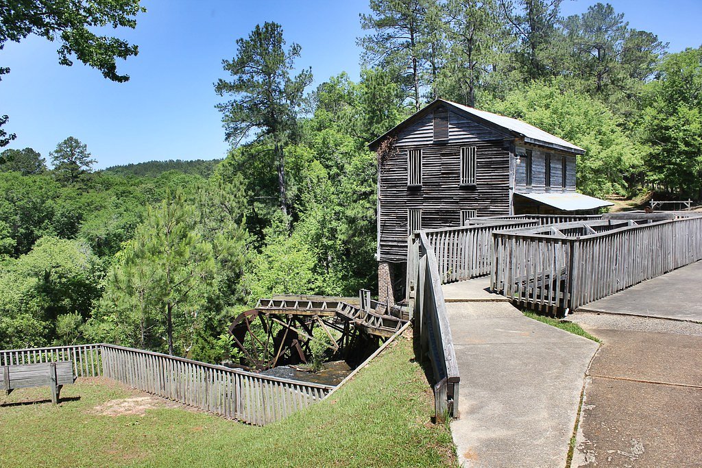 Dunns Falls waterfall